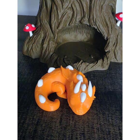 Dragon Snuggle Stump Planter with Removable Baby Dragon - Picture 3 of 8